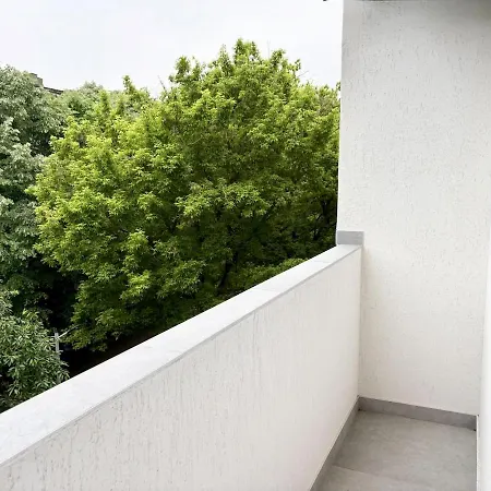 Blue Luna - Stylish Escape In Apartment